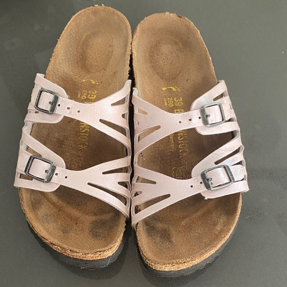 Birkenstock Cutout Sandals in Soft Pink